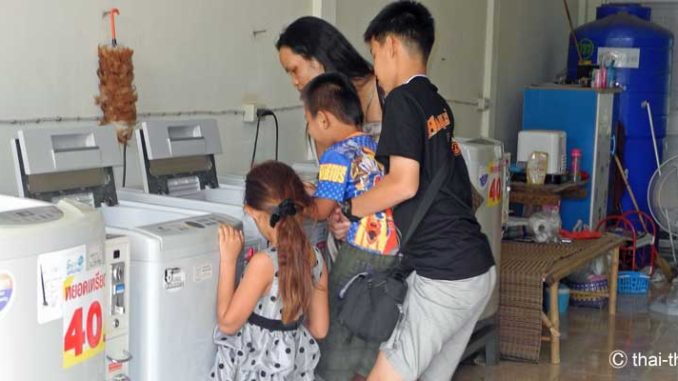 Wäsche waschen in Thailand