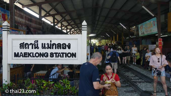 Maeklong Station Railway Market